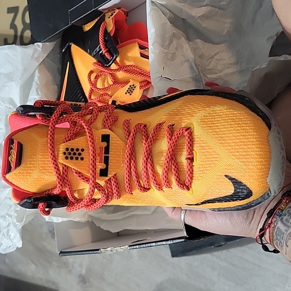 LeBron XII - Picture 4 of 11